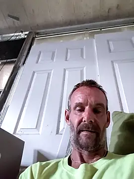 Hungwell1515 online show from October 29, 2025, 12:59 pm