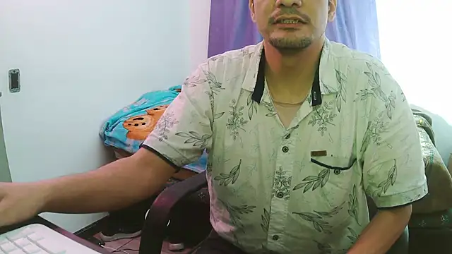 Snapshot of Braulio_master chatting on September 24, 2025, 10:38 pm Braulio master online show from September 24, 2025, 10:38 pm