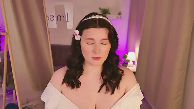 love me  tonight  online show from March 5, 2026, 10:27 pm