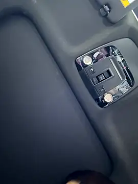 Linh 2004 online show from September 15, 2025, 4:35 am