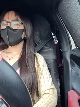 Linh 2004 online show from September 17, 2025, 7:43 am