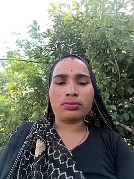 Hot raaani online show from September 24, 2025, 8:54 am