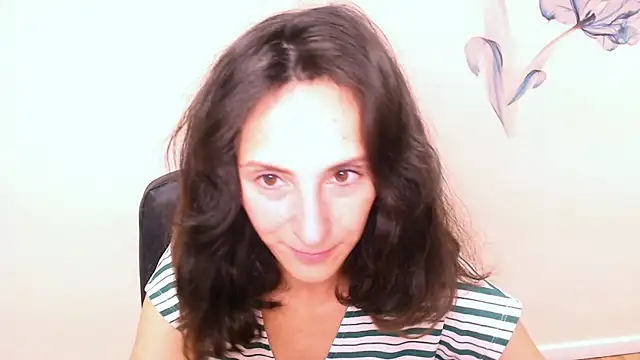 Snapshot of AlissaJersi chatting on September 18, 2025, 8:17 am AlissaJersi online show from September 18, 2025, 8:17 am