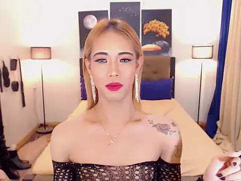 PreciousAmore online show from November 7, 2025, 8:19 am