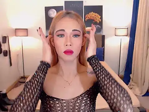 PreciousAmore online show from November 8, 2025, 2:26 am