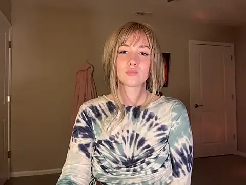 anamira1 online show from January 9, 2026, 3:08 pm