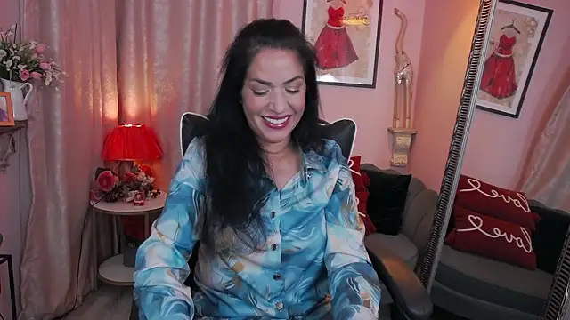 MyLovOne online show from October 3, 2025, 11:01 am