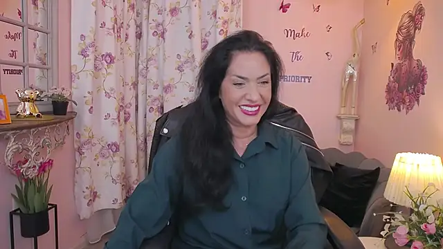 MyLovOne online show from October 25, 2025, 2:50 pm