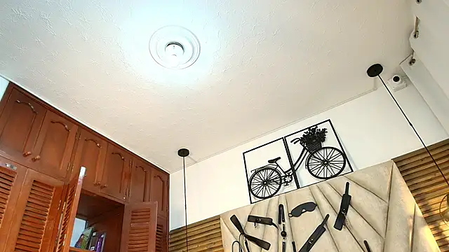 Snapshot of Cinthiabaker chatting on November 13, 2025, 11:36 am Cinthiabaker online show from November 13, 2025, 11:36 am