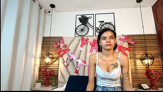 Snapshot of Cinthiabaker chatting on September 25, 2025, 11:49 am Cinthiabaker online show from September 25, 2025, 11:49 am