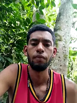 Snapshot of Negritohot2828 chatting on September 12, 2025, 7:46 pm Negritohot2828 online show from September 12, 2025, 7:46 pm