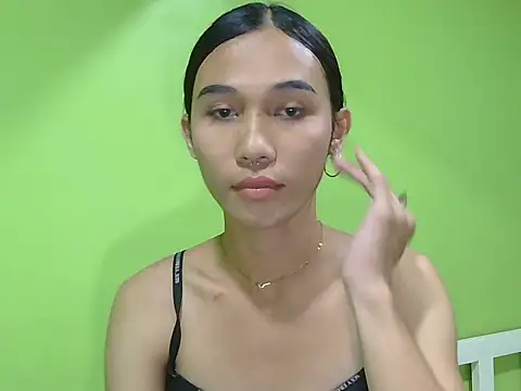 Snapshot of Urfucking_khloe1 chatting on January 16, 2026, 12:25 am Urfucking khloe1 online show from January 16, 2026, 12:25 am