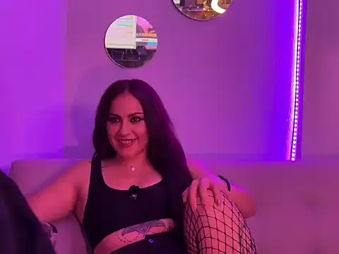 Kaelamiel online show from July 30, 2026, 3:49 am