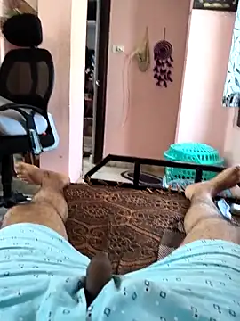 Snapshot of Yourslovingdick chatting on November 5, 2025, 7:44 am Yourslovingdick online show from November 5, 2025, 7:44 am