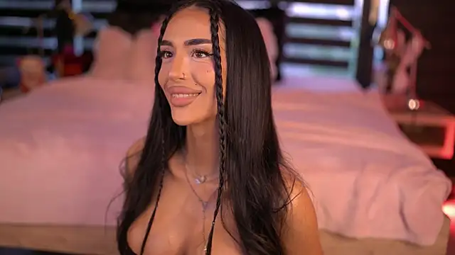 KimNatty online show from July 5, 2026, 5:42 pm