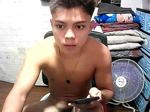 Pinoy slutcummer69 online show from May 21, 2026, 10:23 am