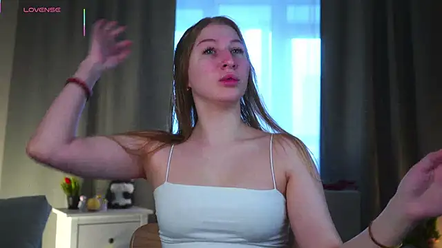 LorettaGladman online show from April 4, 2026, 4:08 am