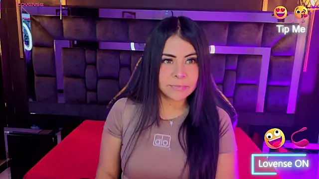 Aniajoness  online show from February 12, 2026, 3:28 am