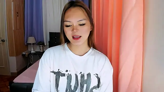 Snapshot of ameliamaureen chatting on February 1, 2026, 5:38 am ameliamaureen online show from February 1, 2026, 5:38 am