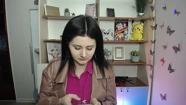 Katrin kiss  online show from April 15, 2026, 11:49 am