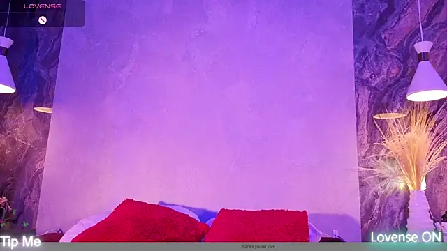 DollyBrowncc online show from November 18, 2025, 4:49 am