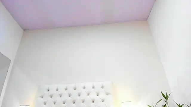 Snapshot of Perla_Giraldo chatting on September 17, 2025, 12:07 pm Perla Giraldo online show from September 17, 2025, 12:07 pm