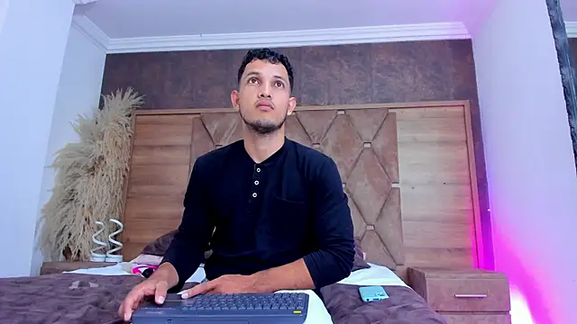 EimyAndMaxi online show from July 19, 2026, 11:34 pm