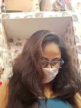 Snapshot of nisha_1110 chatting on October 11, 2025, 5:25 pm nisha 1110 online show from October 11, 2025, 5:25 pm