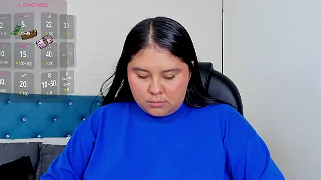 Snapshot of julieta_miller01 chatting on September 24, 2025, 11:17 am julieta miller01 online show from September 24, 2025, 11:17 am