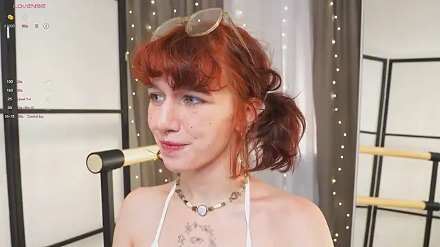 Snapshot of LeelooYolo chatting on January 17, 2026, 3:26 pm LeelooYolo online show from January 17, 2026, 3:26 pm