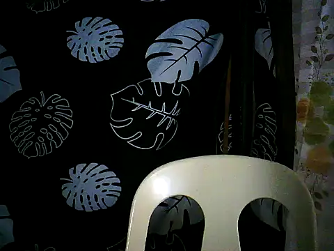 yuana25 online show from September 30, 2025, 6:08 am