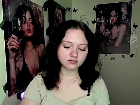 Snapshot of LadyAlice_ chatting on September 24, 2025, 6:09 am LadyAlice  online show from September 24, 2025, 6:09 am