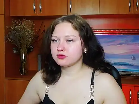 LadyAlice  online show from June 15, 2026, 6:24 am