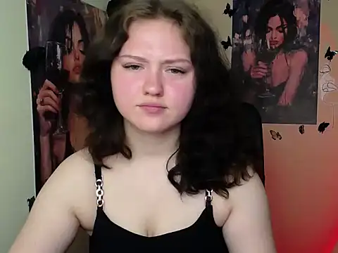 LadyAlice  online show from May 16, 2026, 6:45 am