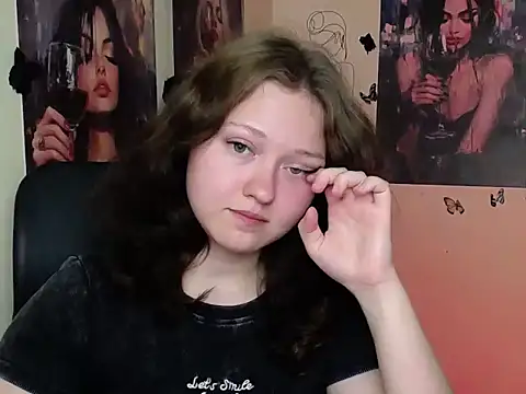 LadyAlice  online show from July 15, 2026, 5:58 am