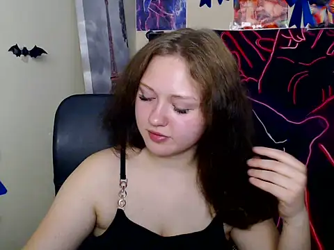 LadyAlice  online show from July 25, 2026, 5:59 am
