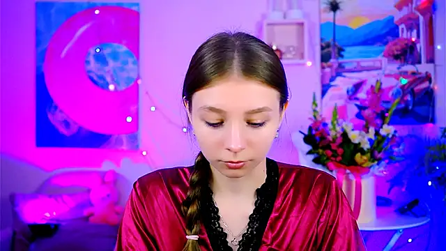 JulieDaniel online show from October 3, 2025, 8:16 am