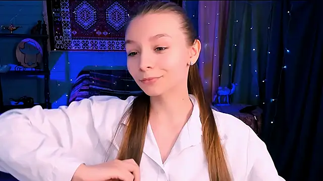 Snapshot of JulieDaniel chatting on March 26, 2026, 9:51 am JulieDaniel online show from March 26, 2026, 9:51 am