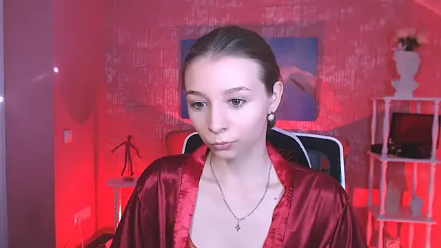 JulieDaniel online show from July 24, 2026, 4:19 am
