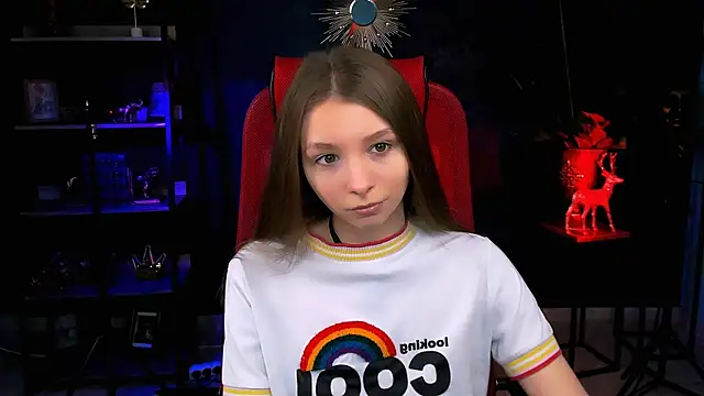 Snapshot of JulieDaniel chatting on April 9, 2026, 4:25 am JulieDaniel online show from April 9, 2026, 4:25 am