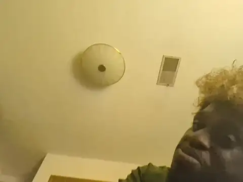 Snapshot of mrhoneypaknrhino chatting on November 8, 2025, 9:46 am mrhoneypaknrhino online show from November 8, 2025, 9:46 am