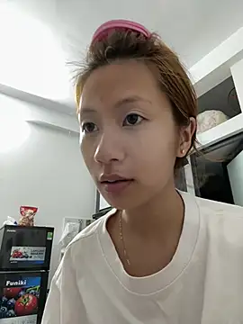Lil-Gi online show from May 26, 2026, 10:02 am