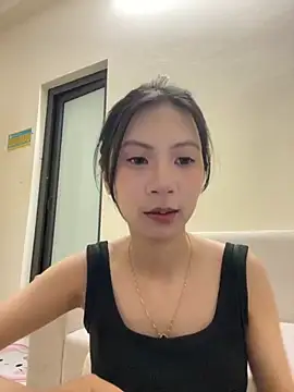 Snapshot of Lil-Gi chatting on September 29, 2025, 2:44 pm Lil-Gi online show from September 29, 2025, 2:44 pm