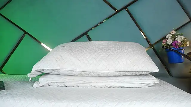 marcela rojas online show from March 4, 2026, 11:40 am