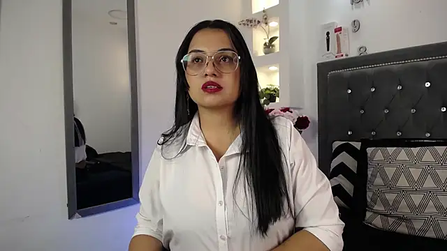 MelissaRhodes online show from December 19, 2025, 9:50 pm