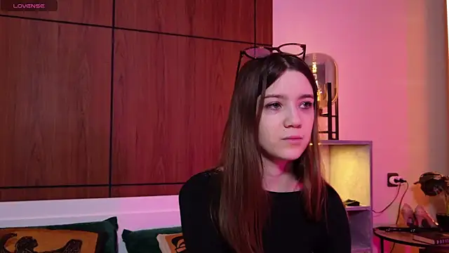 Alison kisss online show from March 24, 2026, 5:02 pm