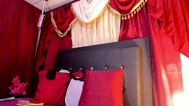 bloom bbc online show from December 1, 2025, 9:15 pm