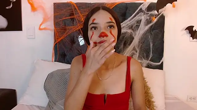 Lilith Nocturne online show from October 31, 2025, 4:47 pm