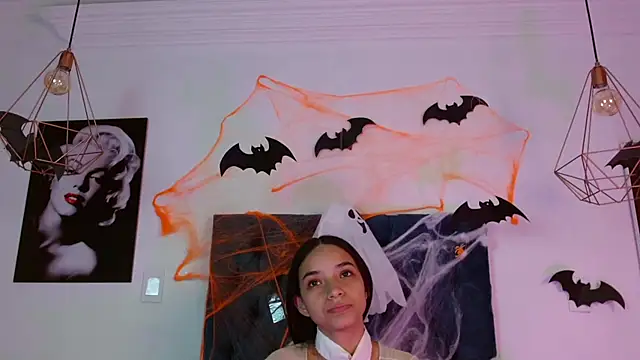 Lilith Nocturne online show from October 27, 2025, 7:15 pm