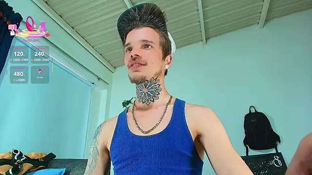 Snapshot of Gold_Loyal77 chatting on October 18, 2025, 7:27 pm Gold Loyal77 online show from October 18, 2025, 7:27 pm